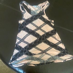 5/$20 EVERYTHING MUST GO -Charlotte Russe tank